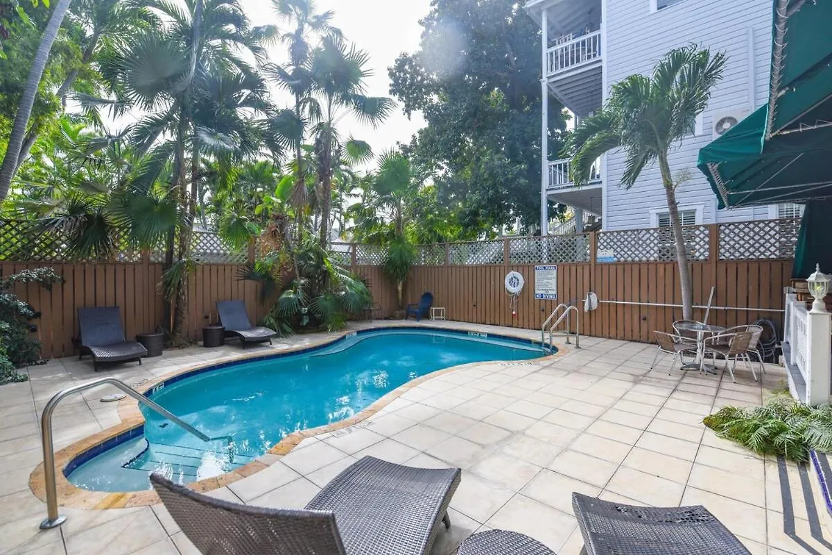Curry House - Pool, King Bed & Balcony! Room 7 Key West 0*,